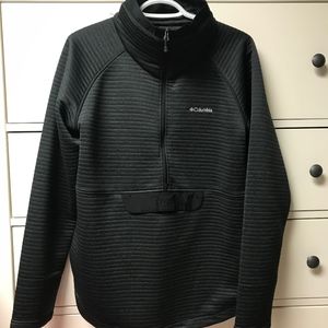 Columbia Park Range Pullover